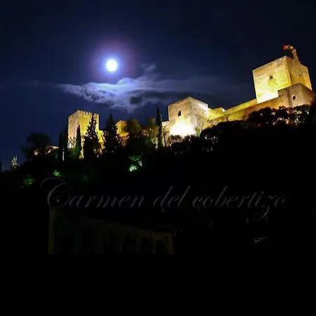 فيلة Casa De Lujo Frente A La Alhambra غرناطة